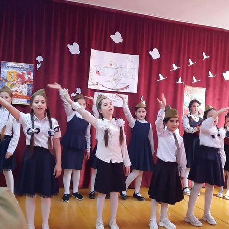 ​Коллектив педагогов и обучающиеся МКУ ДО "Центр творчества детей и юношества Малгобекского муниципального района" приняли участие в ряде мероприятий, посвящённых годовщине Победы в Великой Отечественной войне