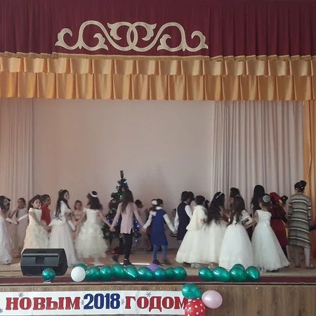 В Центре творчества детей и юношества провели праздничное мероприятие, посвящённое Новому году.