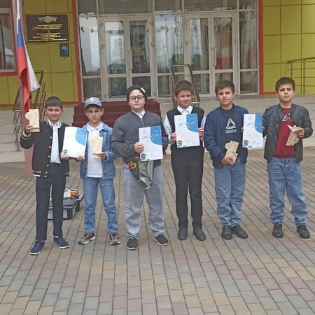 О​бучающиеся Центра творчества приняли участие в  первом этапе робототехнического Чемпионата «Робоквант»