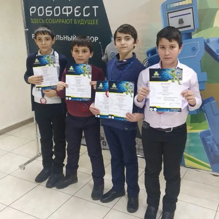 Обучающиеся объединения «Робототехника» заняли призовые места в Региональном технологическом фестивале «Робофест -2020»